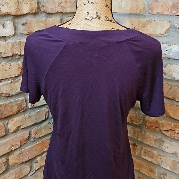 New York & Co Aubergine tiered ruffled top size Medium - Picture 6 of 11